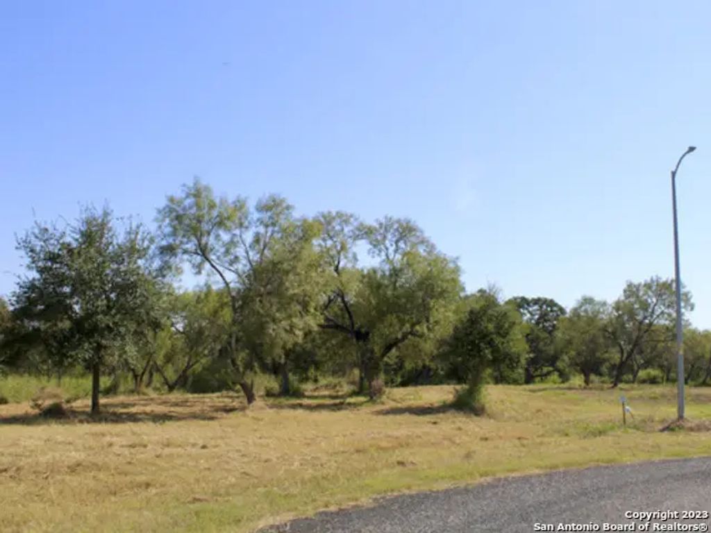 185 E Short Meadow Drive, Lytle