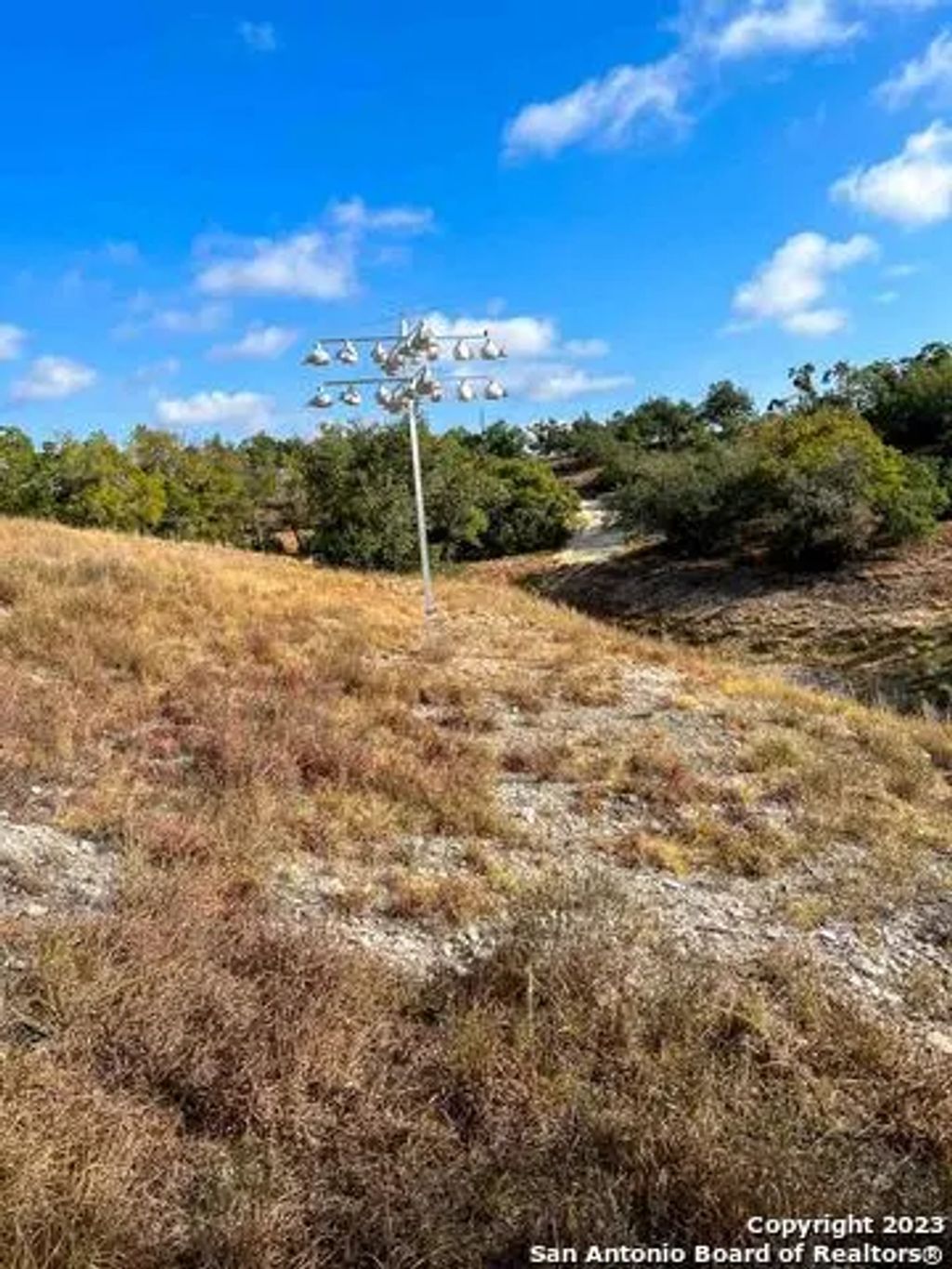 36 Twisted Oak Trail, Blanco