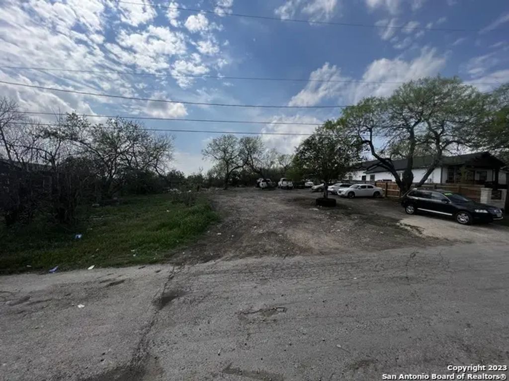 602 F St, San Antonio