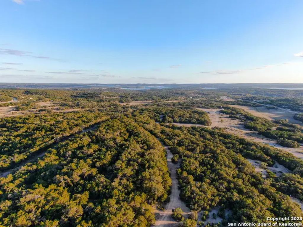 2750 Fm 484, Canyon Lake