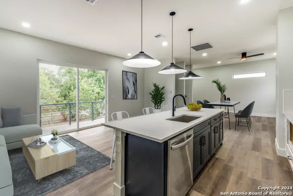 315-102 Cincinnati Ave, San Antonio