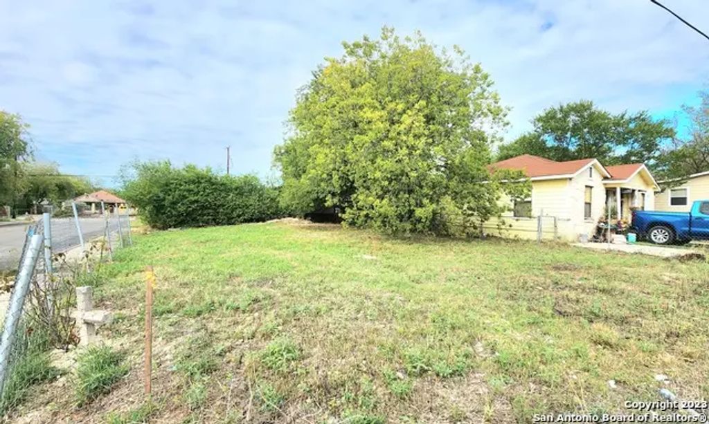 703 Nw 34th St, San Antonio