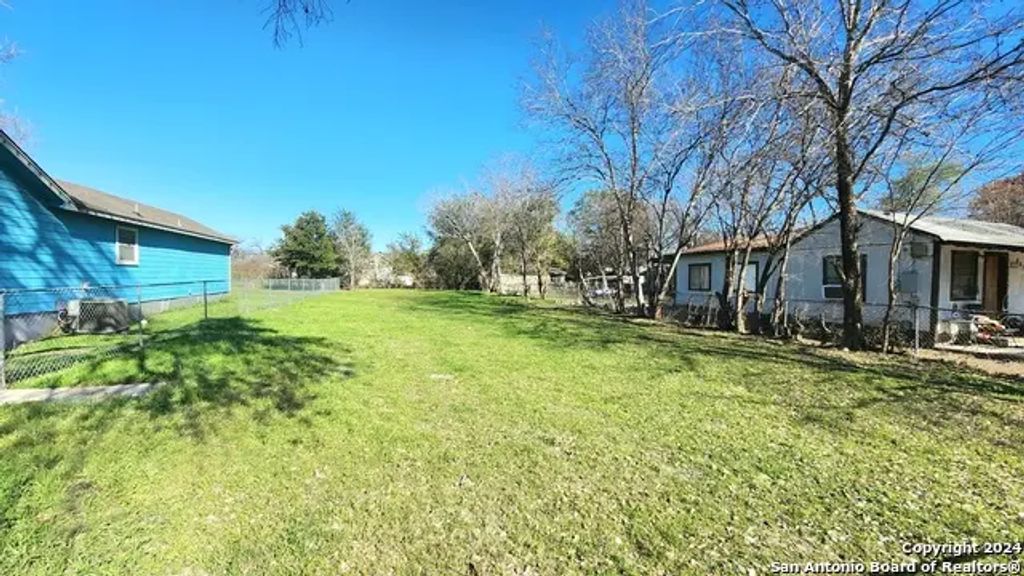 611 Cantrell Dr, San Antonio