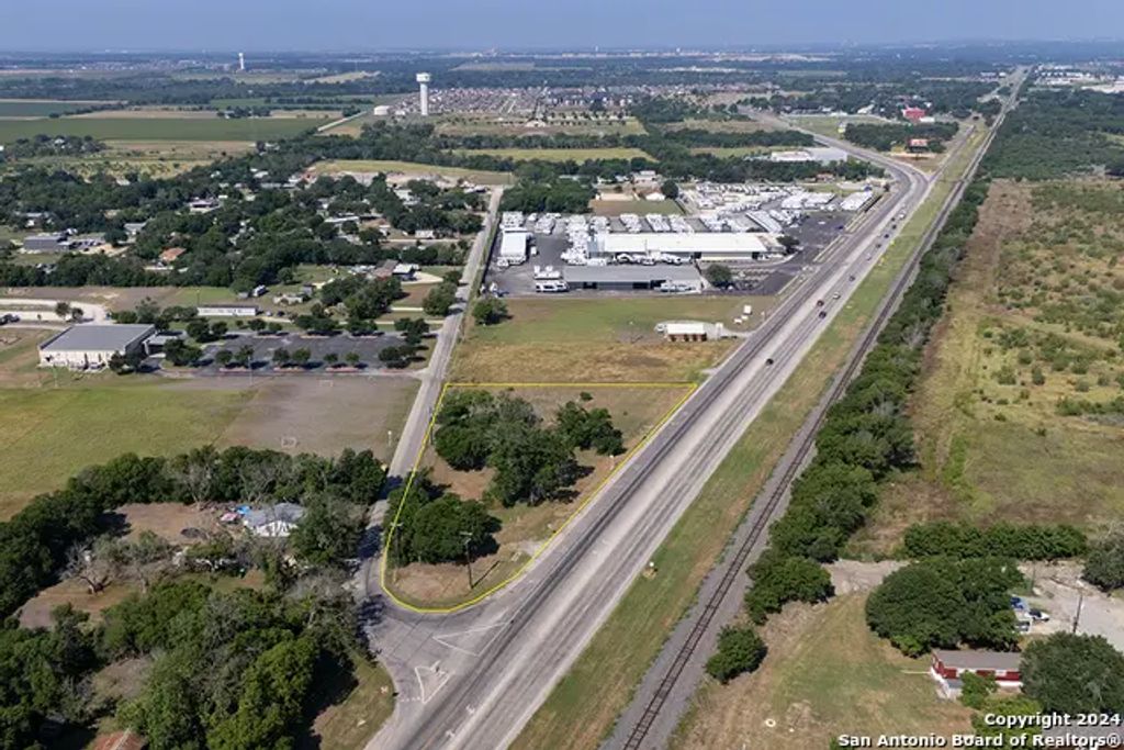 270 Fm 78, Cibolo