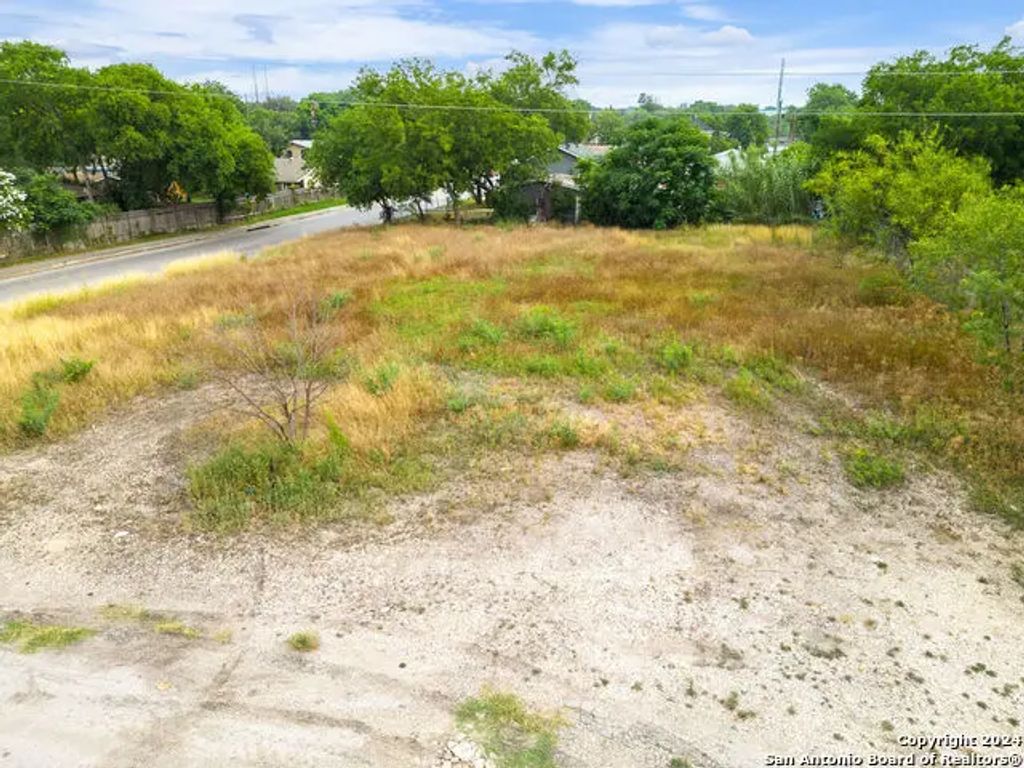 251 Coyol St, San Antonio