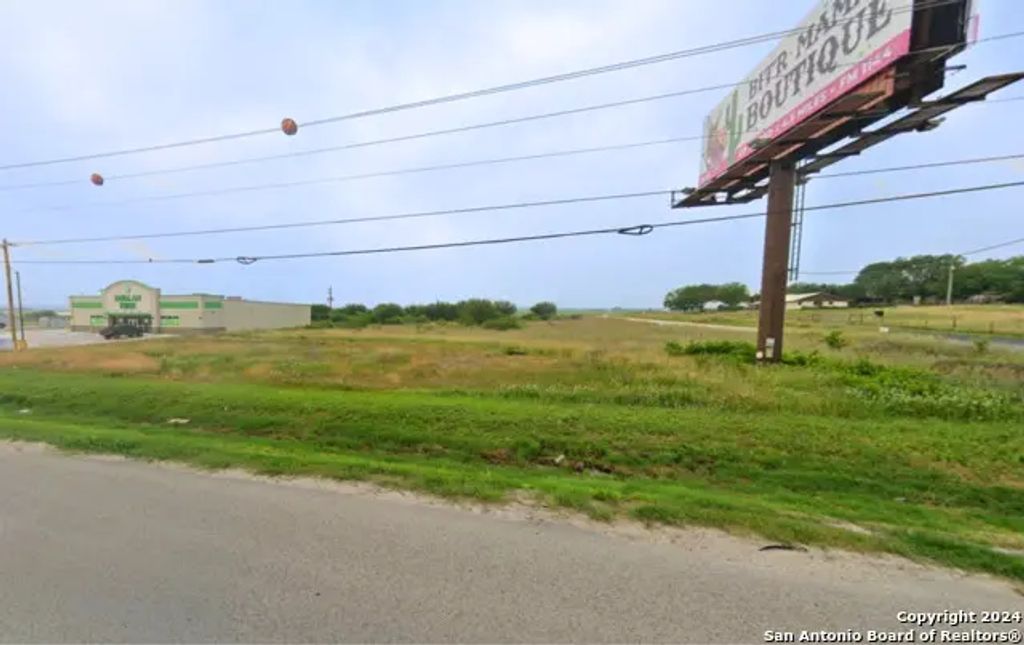 1.75 Ac N Sunset Strip, Kenedy