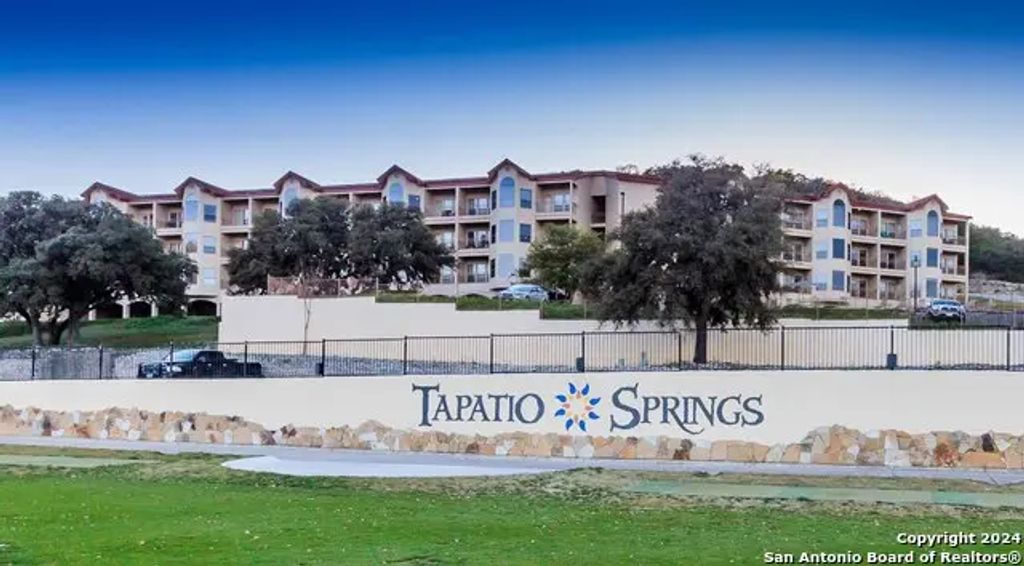 20 Tapatio Dr E 110, Boerne