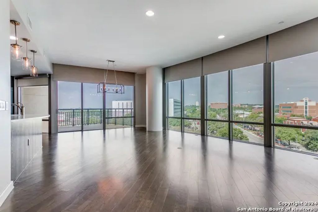 4242 Broadway St. 504, San Antonio