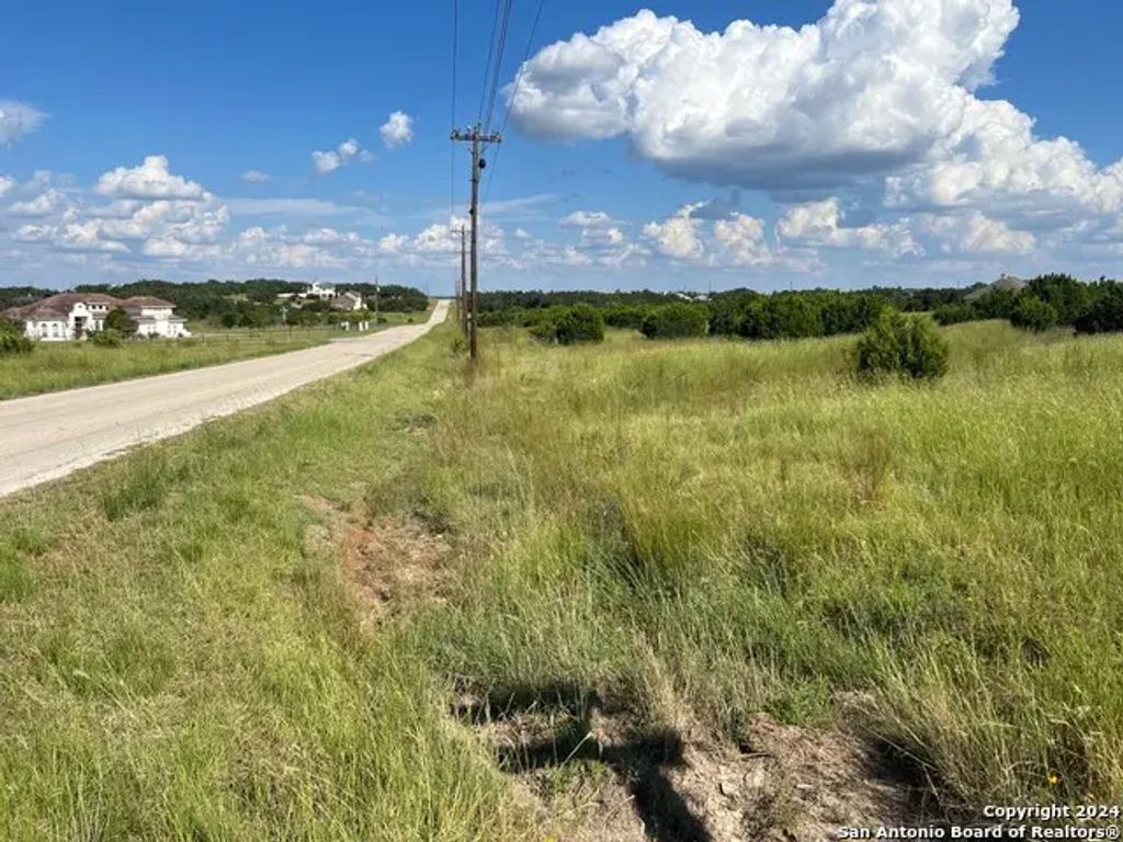 311 Bosque Ridge, Spring Branch