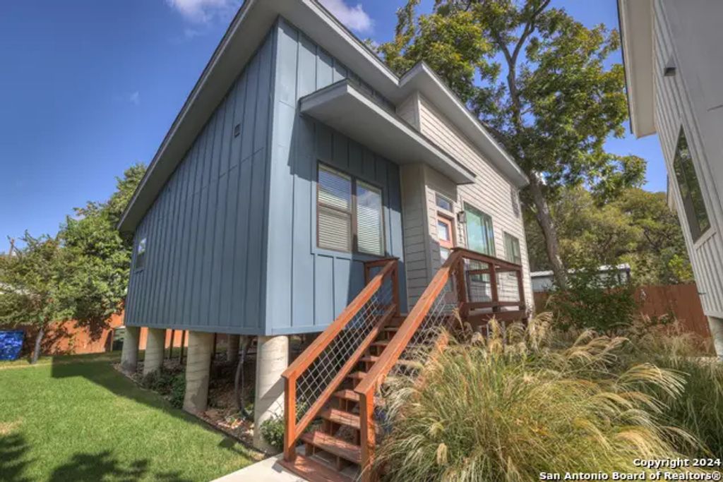 587 E Basel 4, New Braunfels