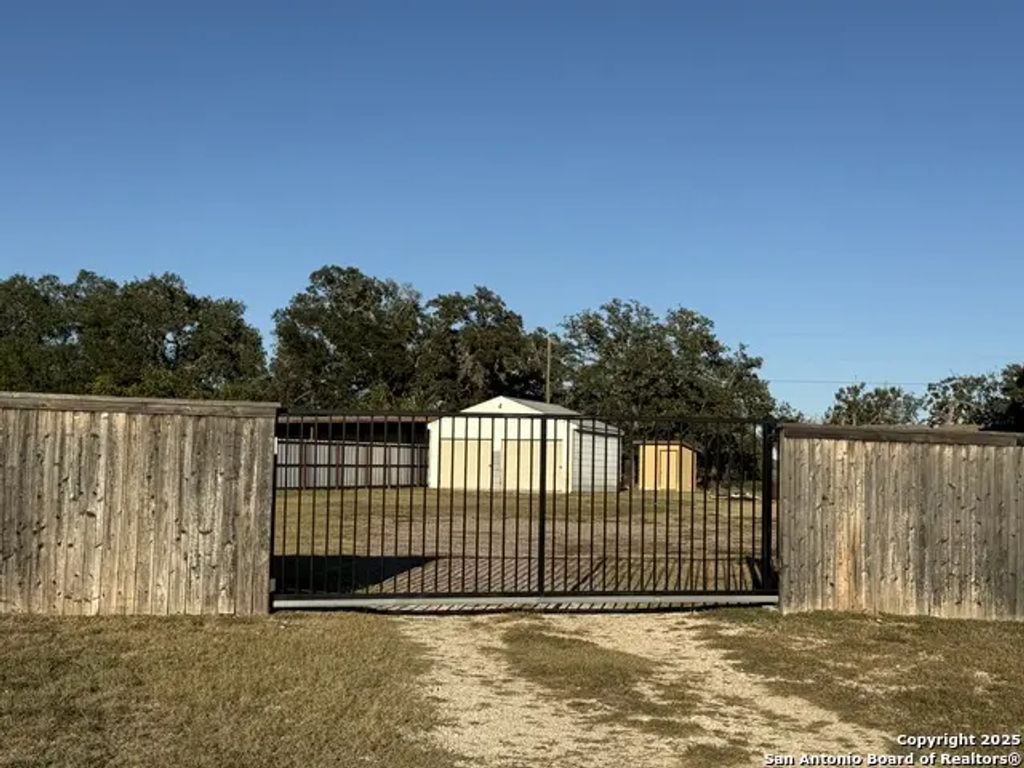 40400a Interstate 10, Boerne