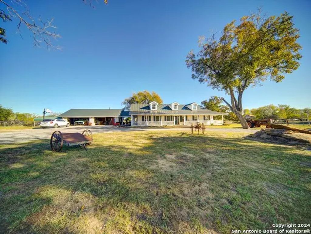 3010 E Fm 1518 South, St Hedwig