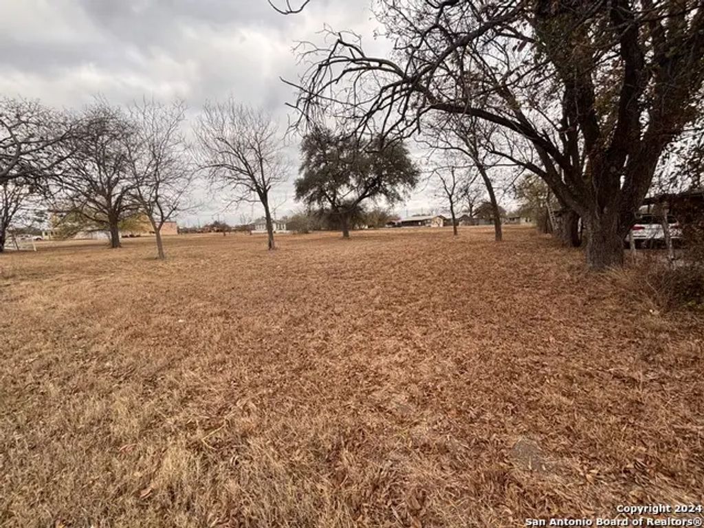 90 Highway 90 Hwy, Sabinal