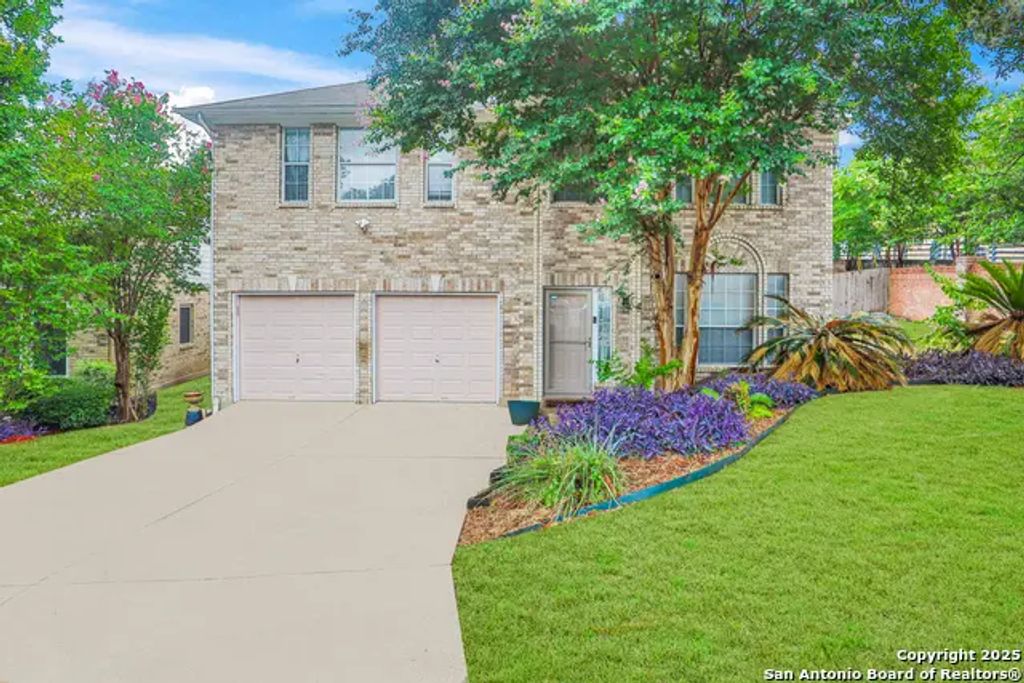 3002 Fall Way, San Antonio