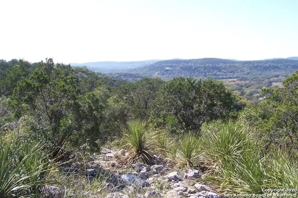 9715-10 Park Dr, Helotes
