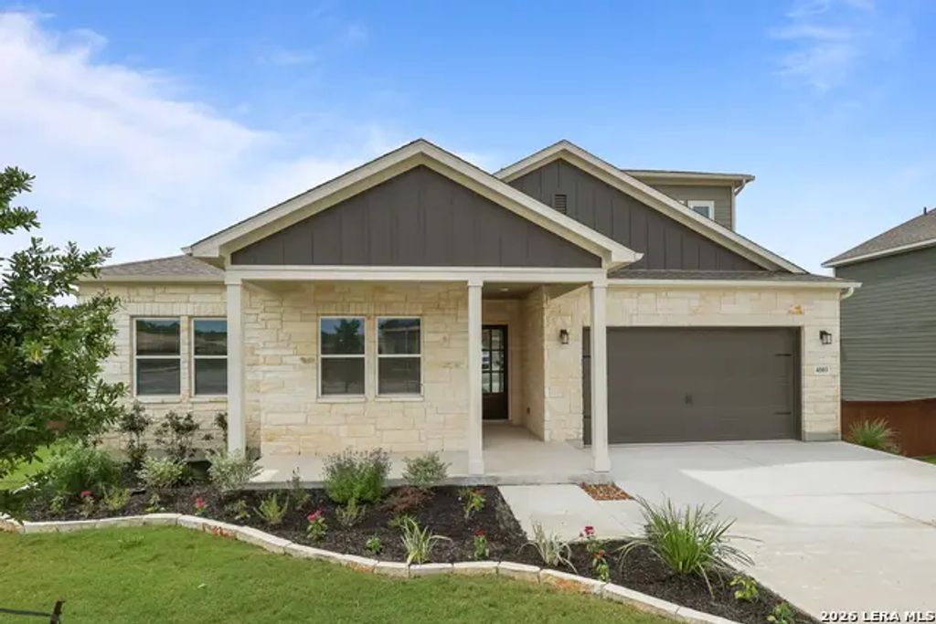 4503 Yoakum Valley, Schertz