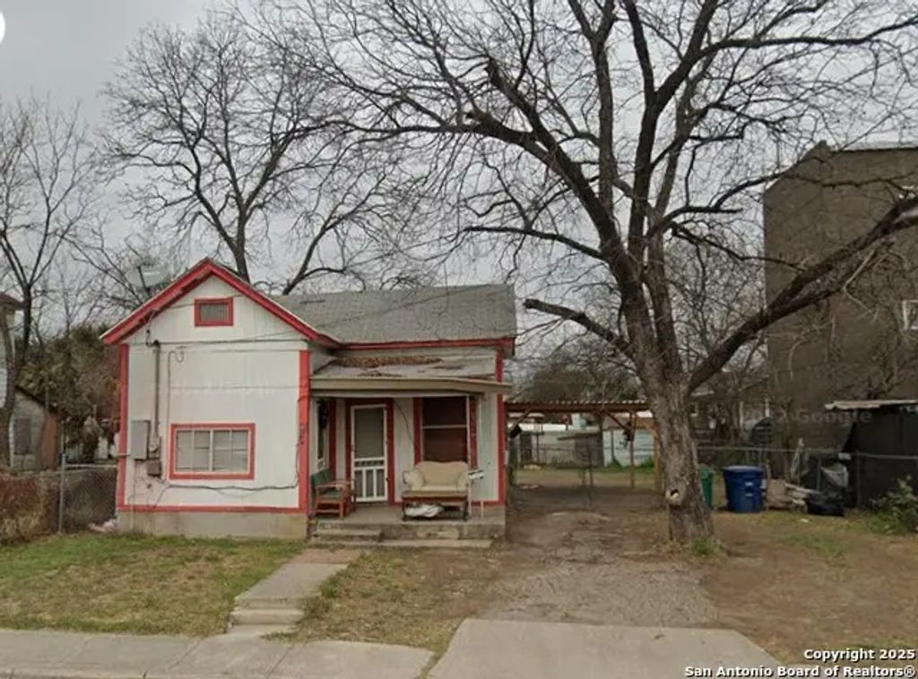 607 Ruiz, San Antonio
