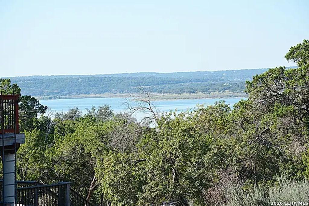 1873 Lakeshore, Canyon Lake