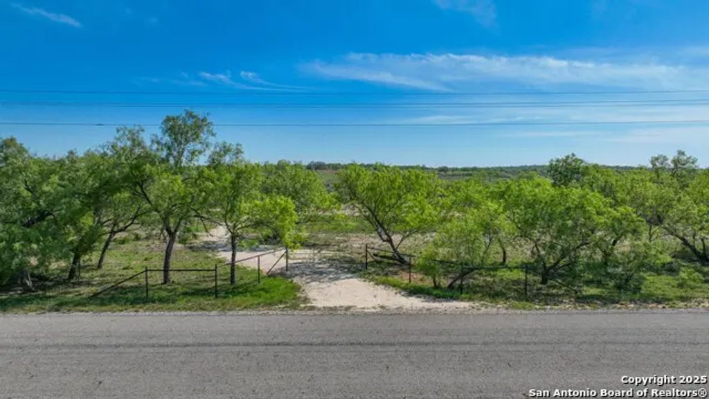 2004 Cr 3000, Pearsall