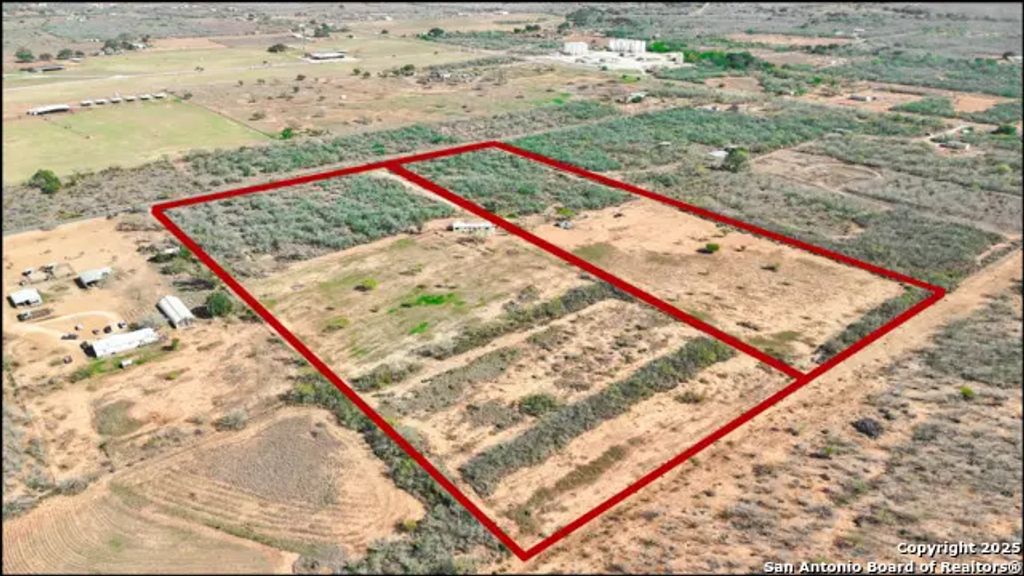 12 Acres County Rd 307, Jourdanton