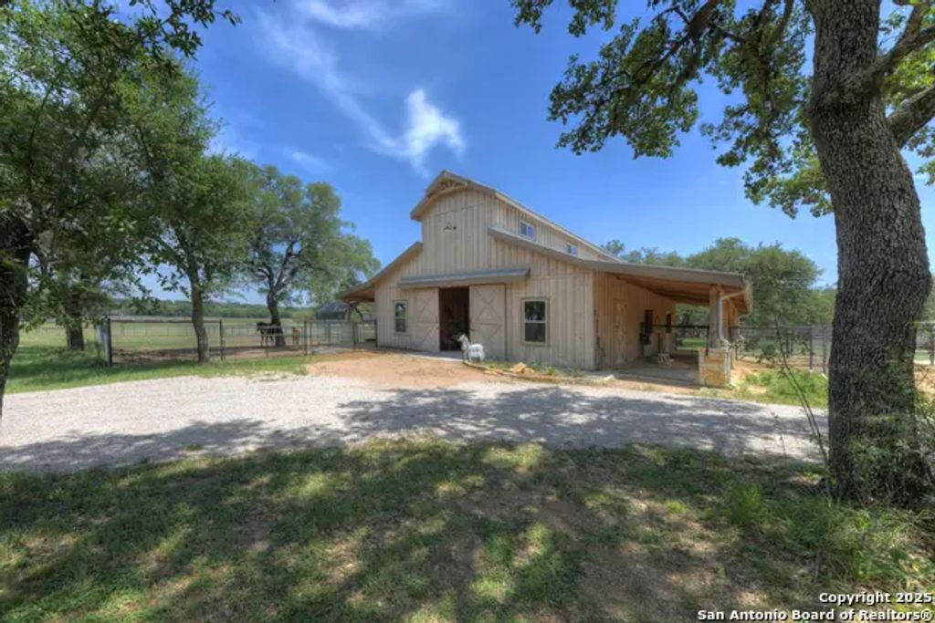 510 Patten Dr, Johnson City