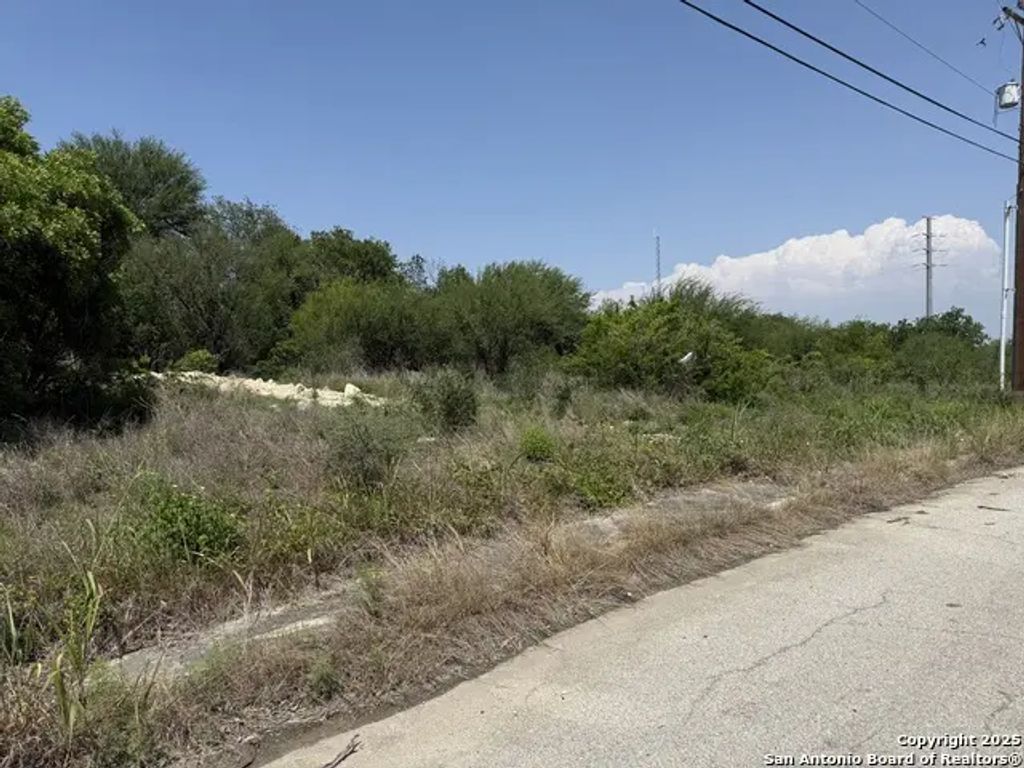 205 Jenull Ave, San Antonio