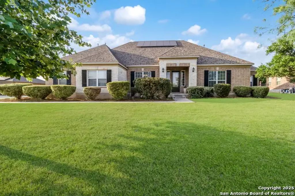 364 Stone Trail, Castroville