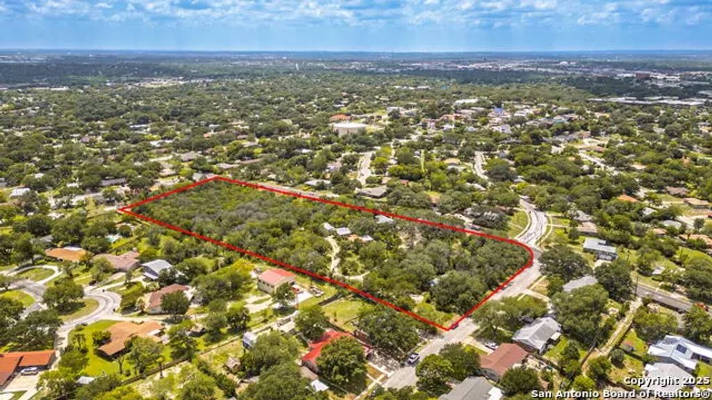 2422 Hillcrest Dr, San Antonio
