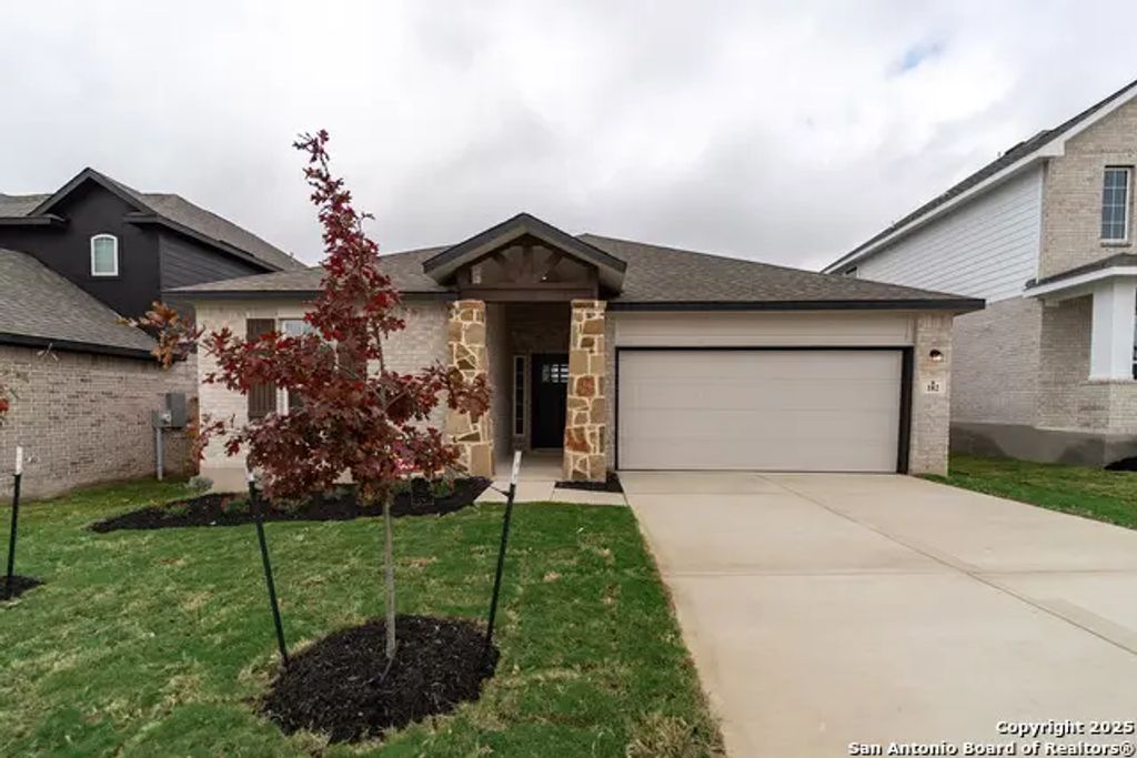 182 Ednie Ln, Mico