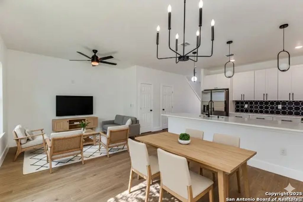 207 Gravel St, San Antonio