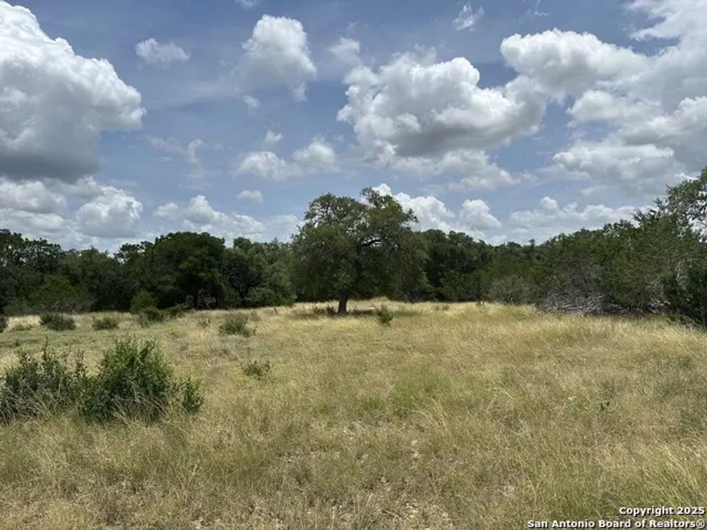571 Rayner Ranch, Spring Branch