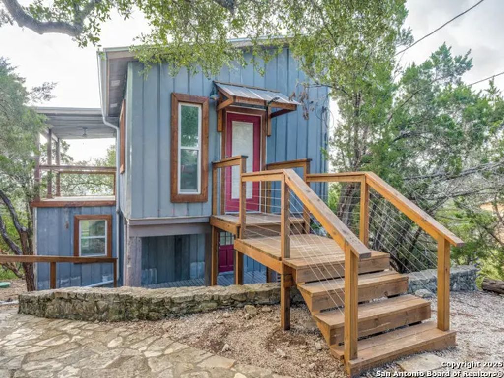 238 Ledgeview, Canyon Lake