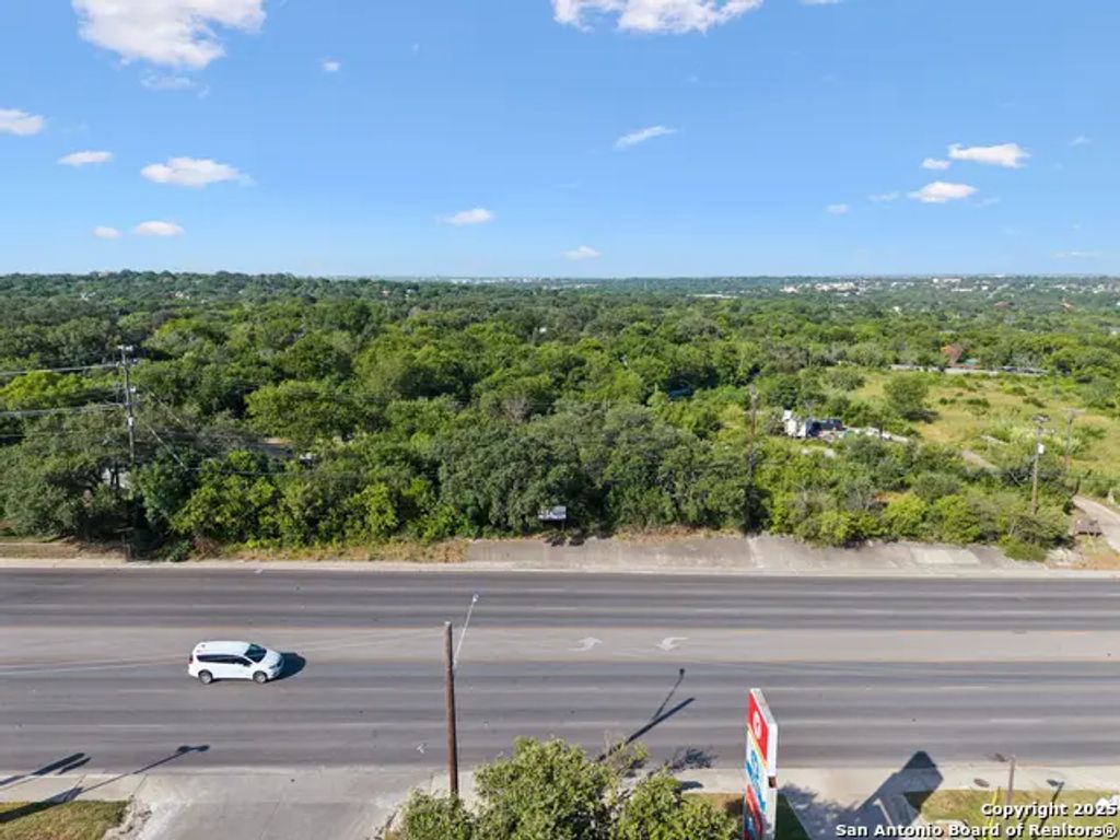 2259 Bandera, San Antonio