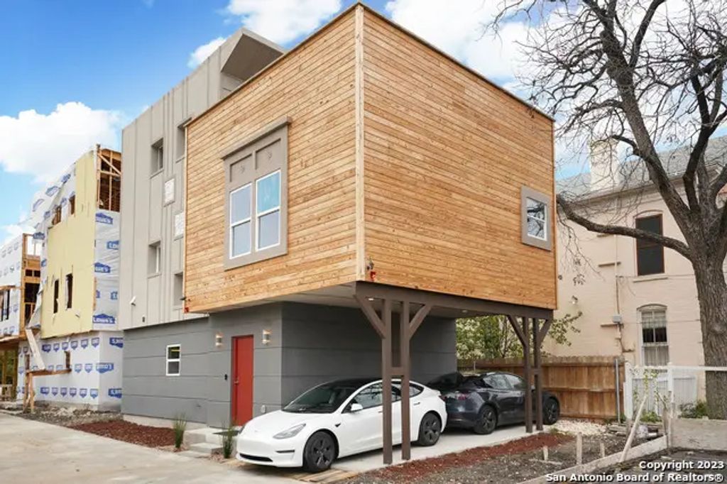 603 W Euclid Ave 2, San Antonio