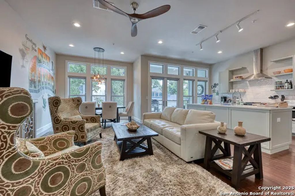 139 Cedar 103, San Antonio