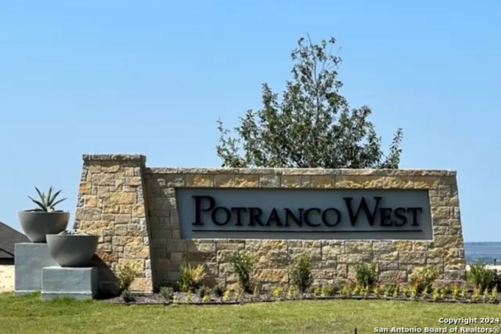 306 Lawrence Drive, Castroville
