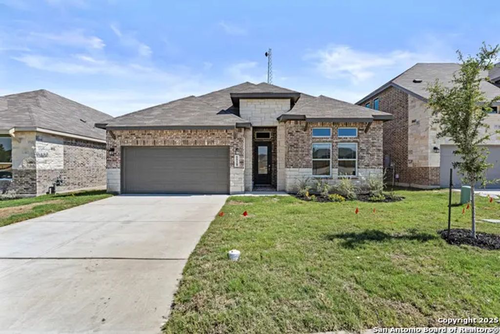 5528 Paschal Park, New Braunfels