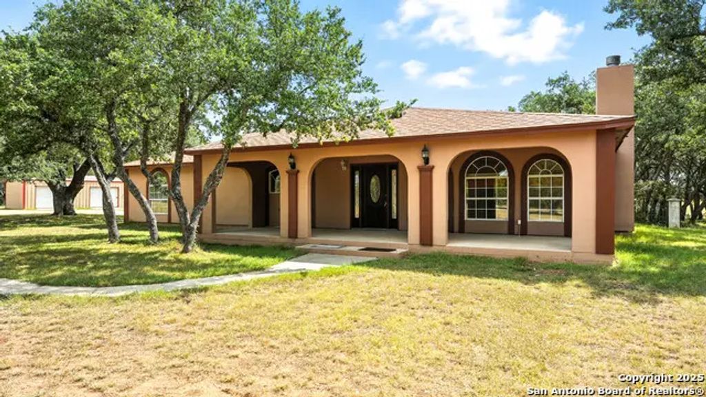 220 Lanier Ranch, Driftwood