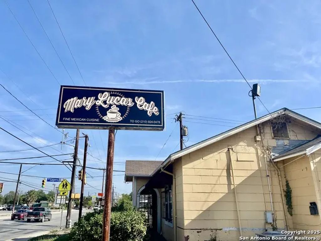 1002 Pleasanton Rd., San Antonio