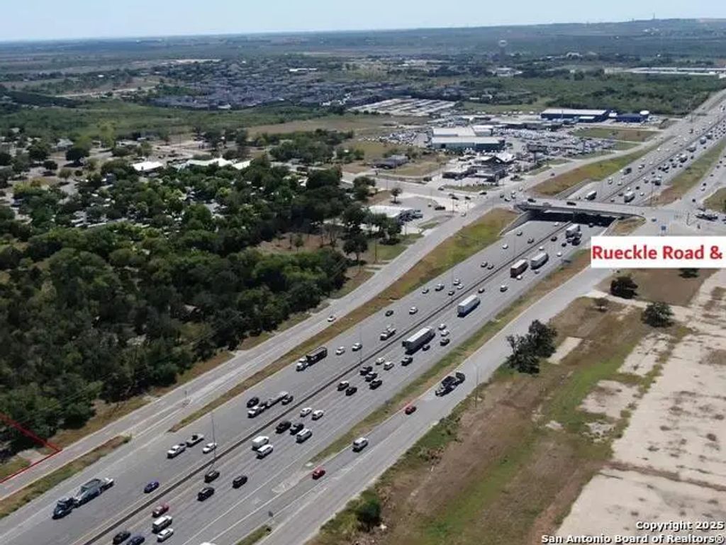 3109 Interstate 35, New Braunfels