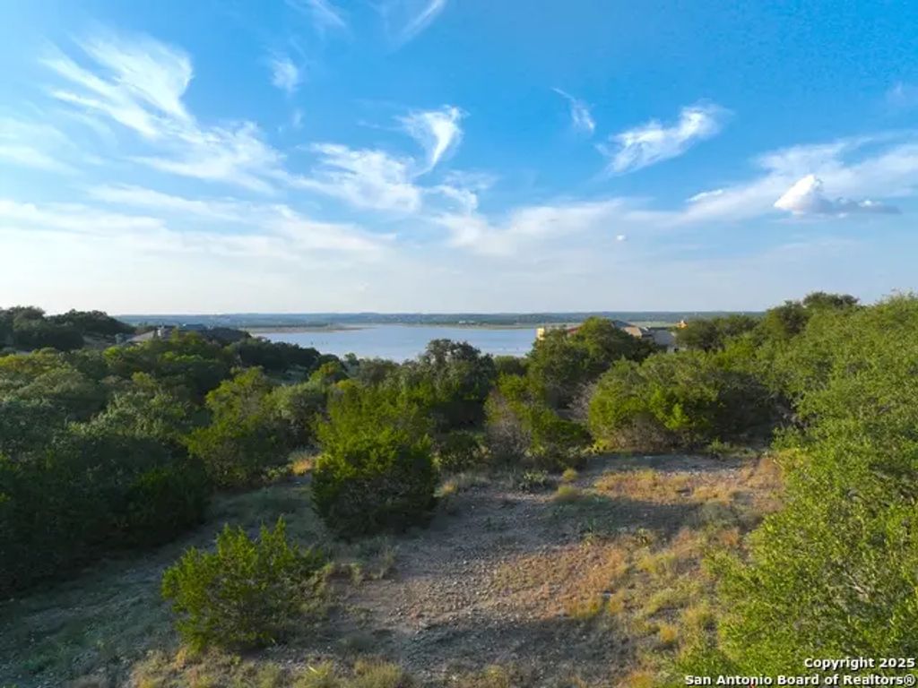 415 Scarlet, Canyon Lake