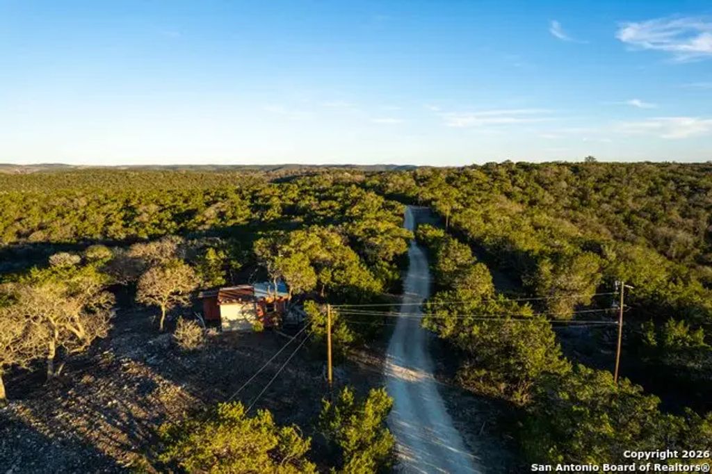 474 Zapata Ridge, Medina