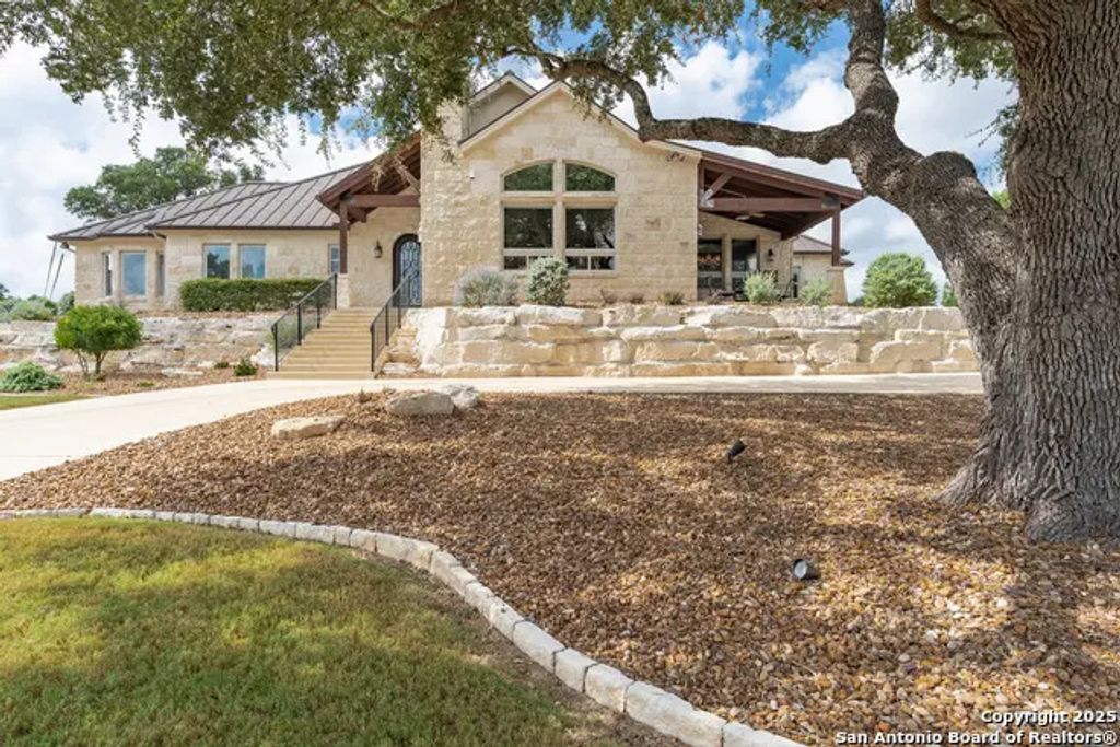 3911 Kite Dr. E, Kerrville