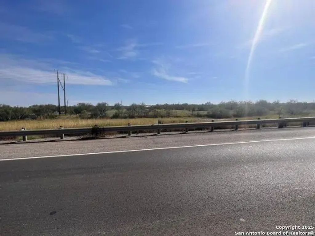 202 Camino Bolivar, Laredo