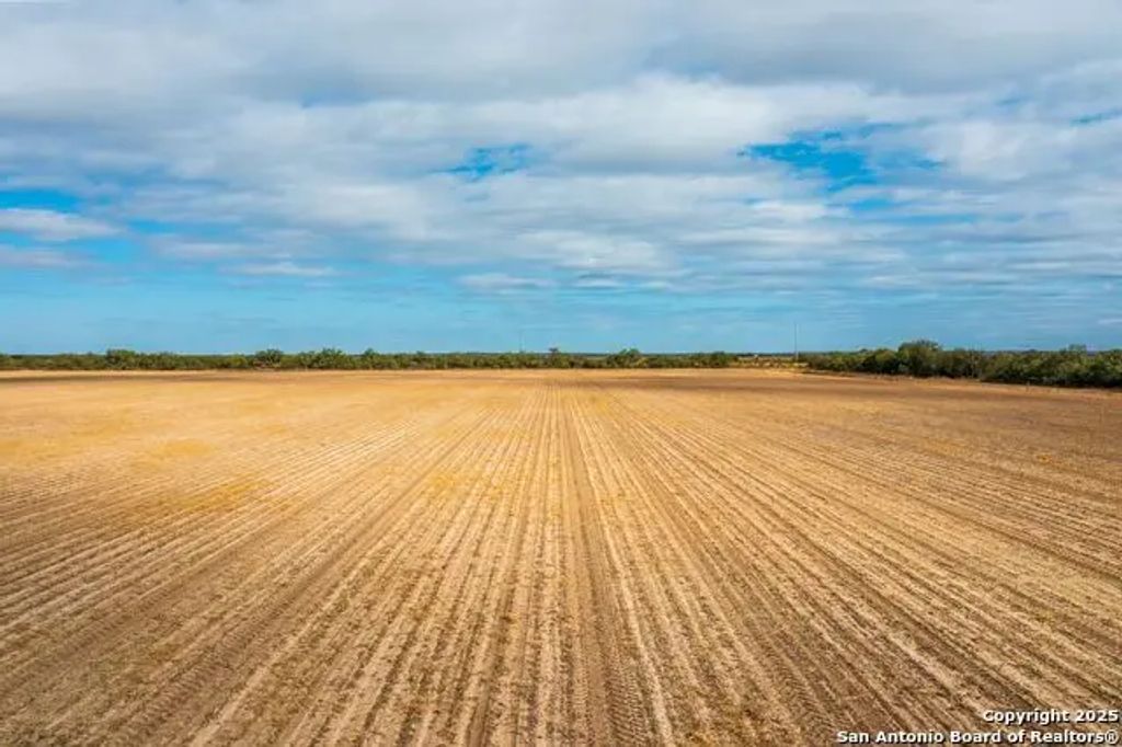 Cr 4013 Cr 4017 W, La Pryor
