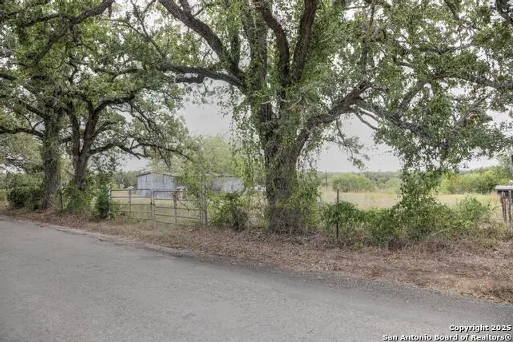 Sandy Creek Rd, Dale