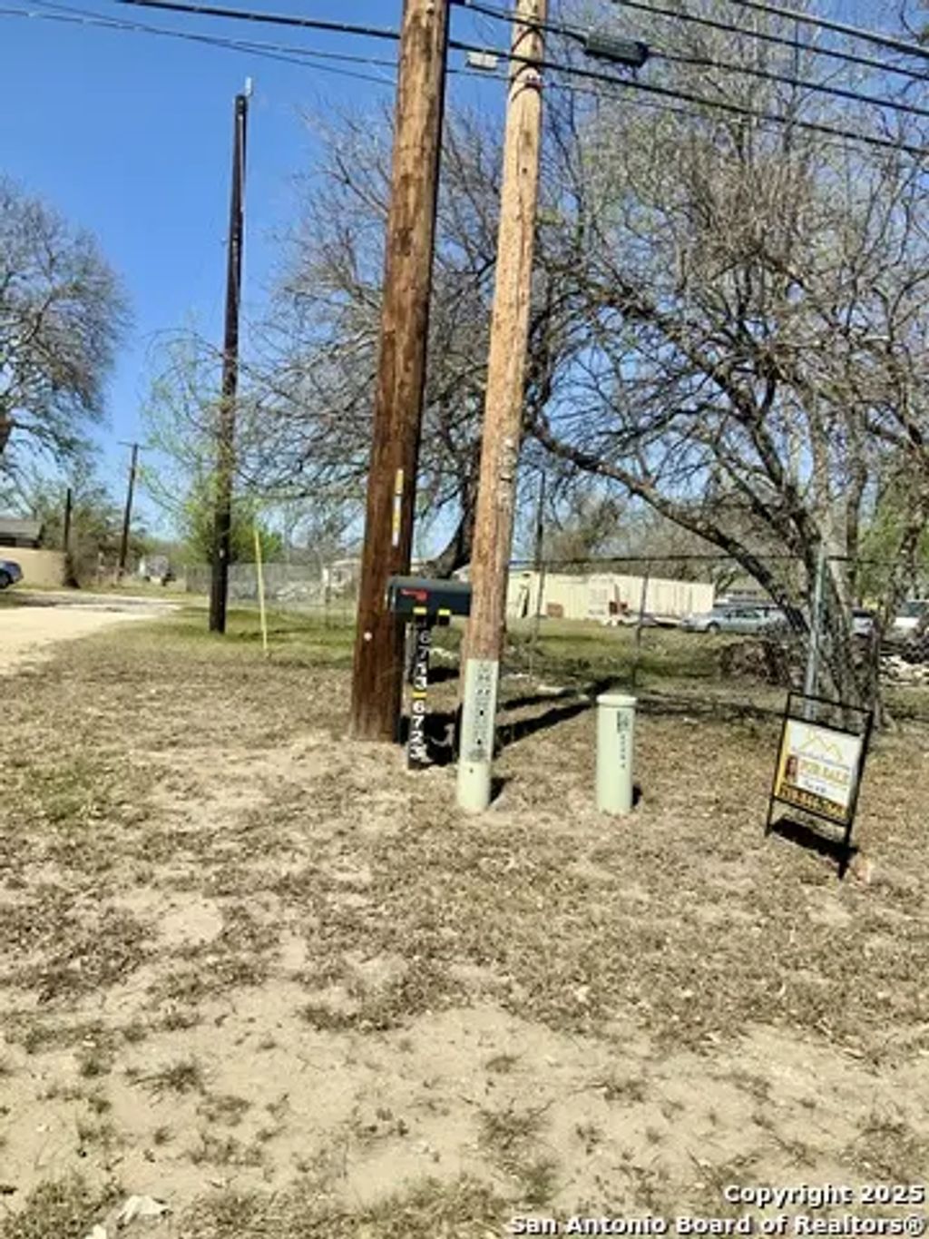 6723 W Commerce, San Antonio
