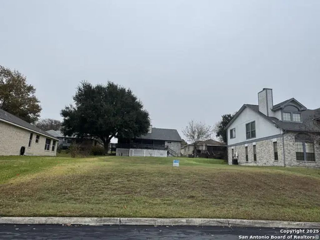 3721 Hillside, Schertz