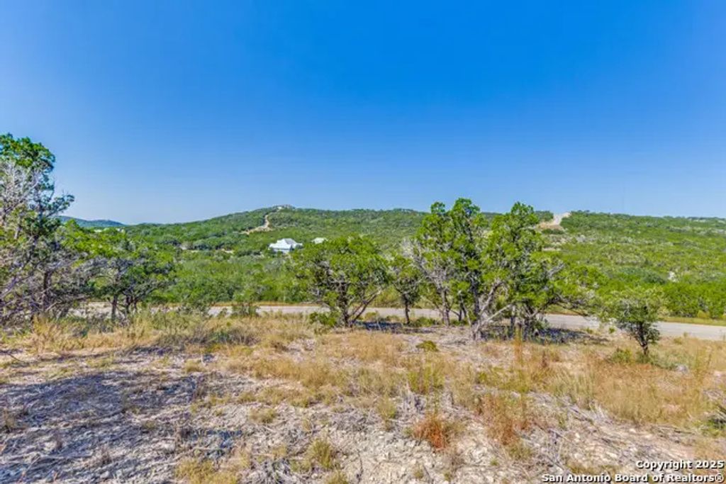 374 Private Road 1742, Mico