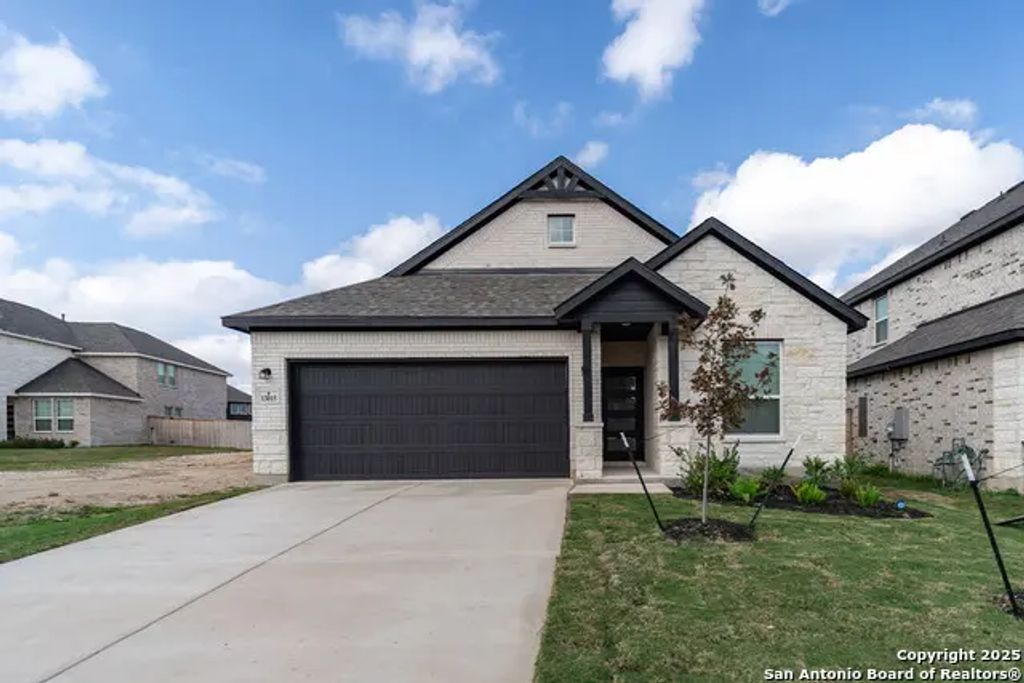 13015 Tiny Tree Lane, San Antonio